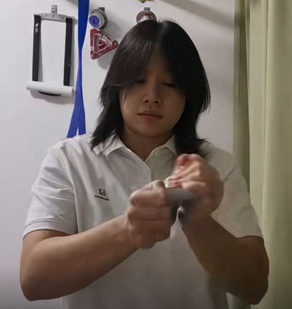 姚记扑克韧性测试方法_秒撕姚记扑克技巧_gg扑克社交互动